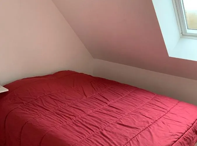 Apparemment L'eveque Apartment *